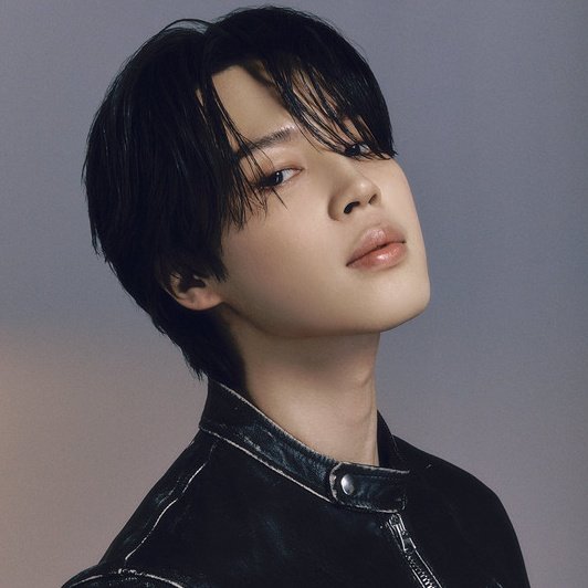 WORLDMUSICAWARD's tweet photo. #Jimin's #FACE has now surpassed 1 BILLION Streams on Spotify! It’s the Fastest Album by a K-Pop Soloist to reach this Milestone! 💪🥇💨🇰🇷👨‍🎤💿💥1⃣🅱️🎧🔥👑💜 https://t.co/F9Odbi2Wjd
