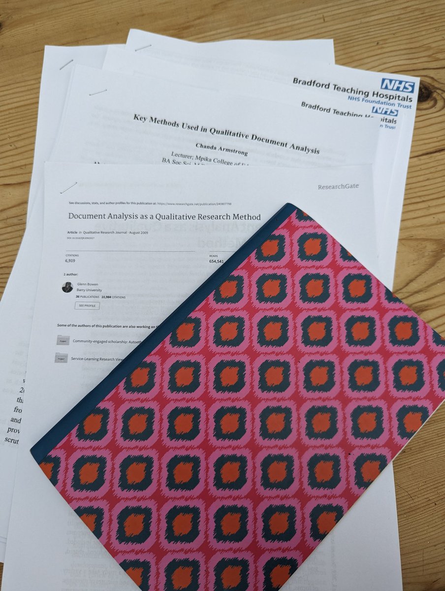 Fetch the highlighters and post-its....it's going to be a good day 🤓👩🏼‍🎓 #research #serviceimprovement #qualitativeresearch