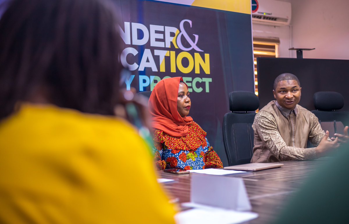 rahmatabdullahi's tweet photo. On Monday, we launched the #GEPAP initiative with a stakeholders workshop that had over 30 key players in #GirlChildEducation policy/advocacy in attendance.
Working together, GEPAP will certainly create solutions to increase girls’ education in North Central Nigeria. 🧑🏾💼🧑🏽🎓 📚 https://t.co/h7zKEUblQc
