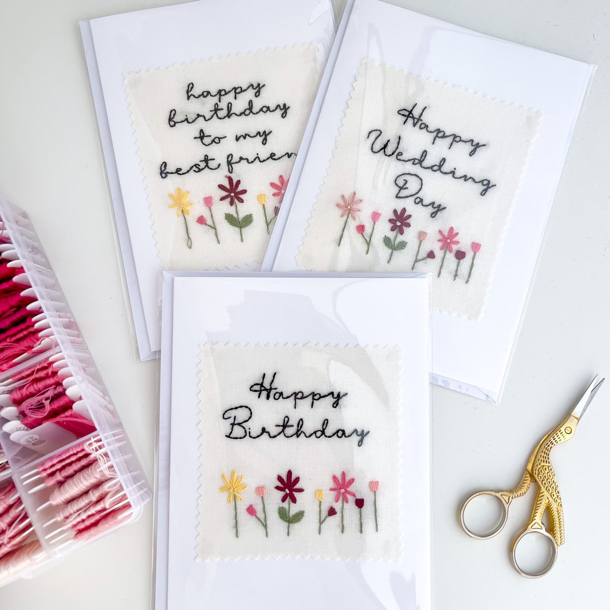 Gorgeous embroidered cards going out to their new homes - they double up as decor too as they can be framed after being gifted! 

Shop here stitchambition.com/products/custo…
