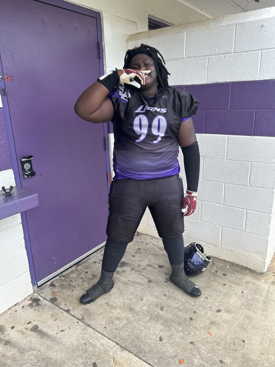 I had a football game this weekend we won 26-0 I had 3 tackles an a fumble recovery 🔥🔥#d1 #NFL