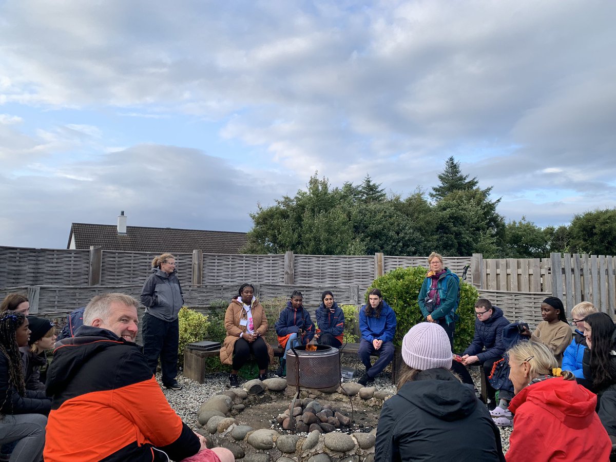 Miss Porter tweet media