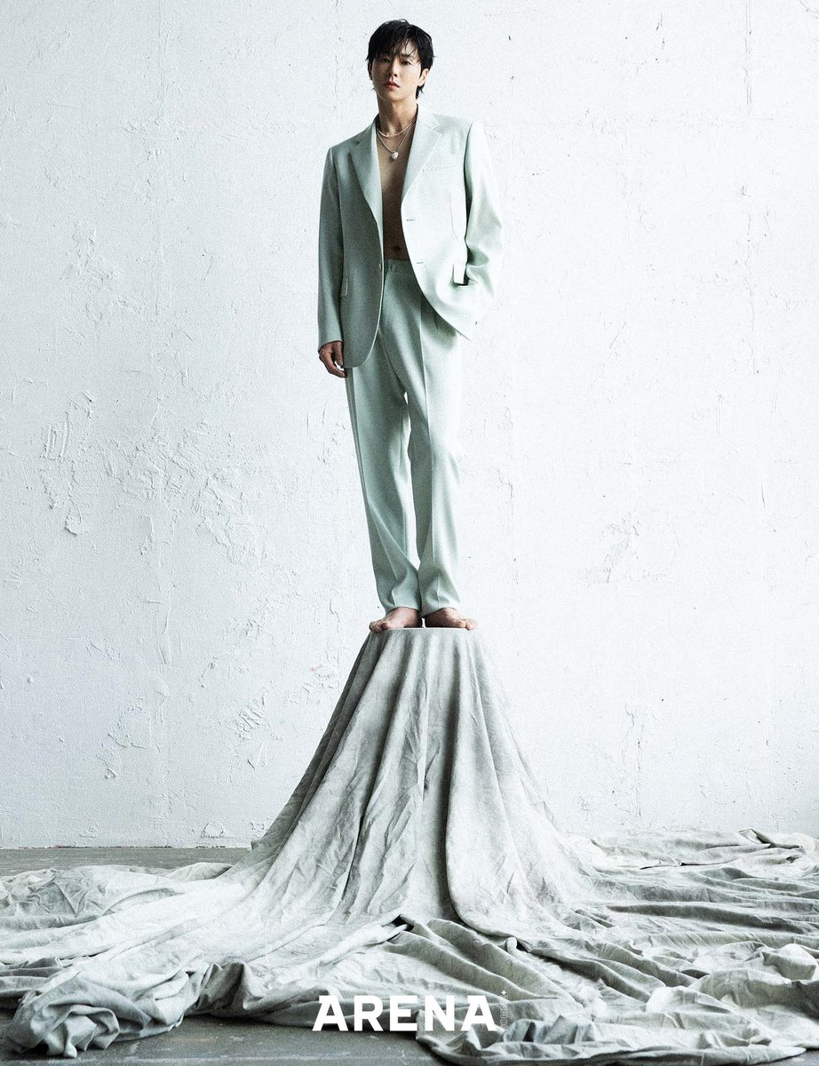 TVXQ's tweet photo. 뮤지션 유노윤호의 진솔한 면모를 담은 화보 및 인터뷰 <아레나> 9월호에서 만나보세요🎪✨

#유노윤호 #UKNOW
#동방신기 #TVXQ! #東方神起
#VujaDe #뷰자데
#Reality_Show #리얼리티쇼 
#아레나코리아 #ARENAKOREA https://t.co/zgbqe4p6aV