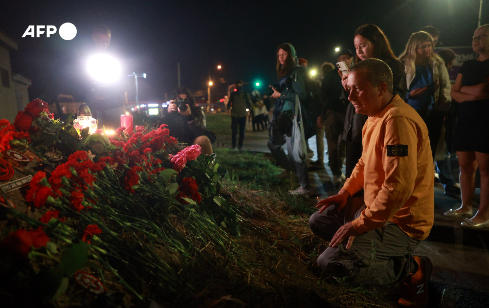 Olena Halushka (@olenahalushka) on Twitter photo russians are mourning prigozhin and other Wagner terrorists who were killed yesterday. Tell me again this is not the war of russian people, only putin is to blame. Show me at least one similar memorial place they made for innocent Ukrainian kids murdered
Photo AFP russians are mourning prigozhin and other Wagner terrorists who were killed yesterday. Tell me again this is not the war of russian people, only putin is to blame. Show me at least one similar memorial place they made for innocent Ukrainian kids murdered
Photo AFP