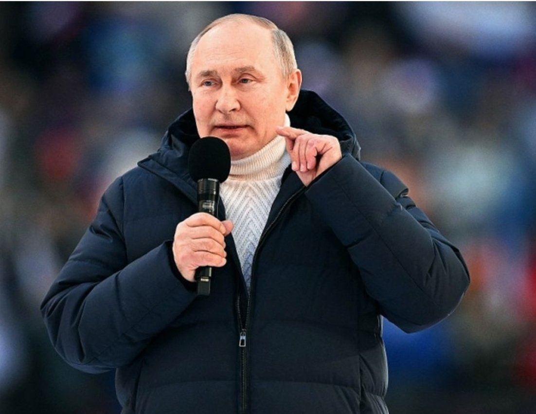 Nini_MacBright's tweet image. - 🎵 Et ça fait bim, bam, boum
Ça fait pshht et ça fait vroum 🎵