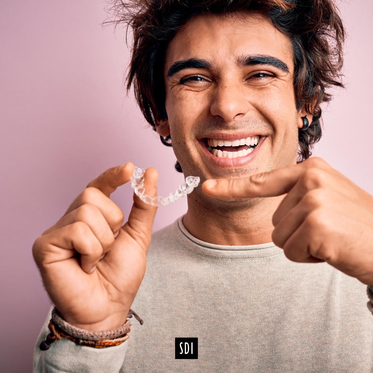 Pola for Aligners’ award-winning formula delivers convenient and effective whitening. Suitable for any aligner system, it can be used to maintain bright smiles, either overnight or during the day.

Visit sdipola.co.uk/products/pola-… 

#toothwhitening
