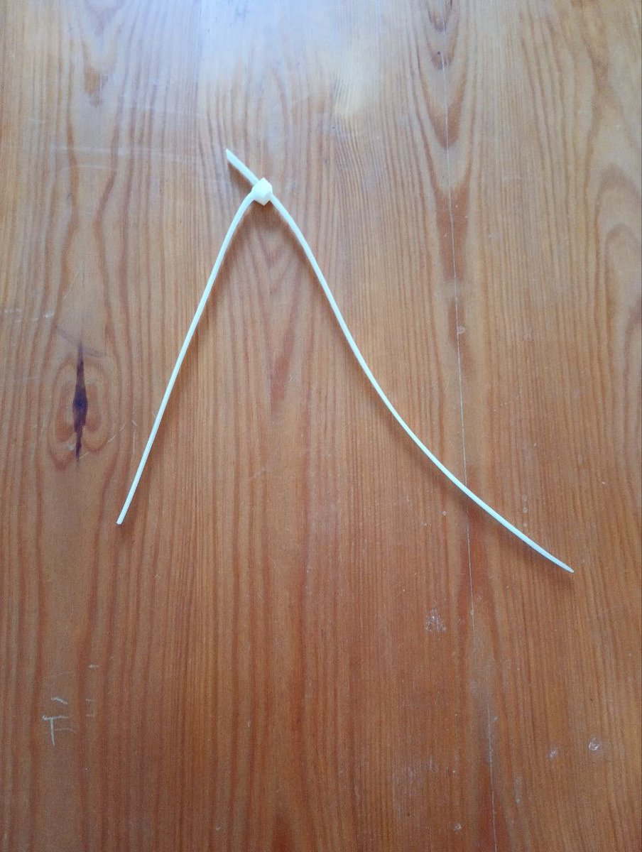 В цей День Незалежності, в день незламності та свободи, згадайте про тих, хто залишається незламним, але в кого тимчасово забрали свободу. Про всіх військовополонених, які зараз глибоко в душі святкують, без можливості навіть сказати про це. Про тих, хто дуже надіється на обмін в