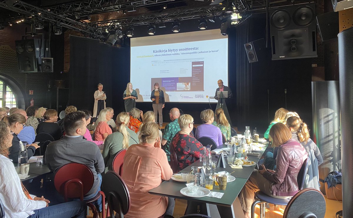 Tupa täynnä ennakoinnista kiinnostuneita. Kiitos #tjanssi yhteistyöstä <a href="/pirkanmaan_liit/">Pirkanmaan liitto</a> @TAMK_UAS  <a href="/markom66/">Marko Mäkinen</a> @Kirjavainen_J <a href="/Tre_Maria/">Maria Virtanen</a> #PäiviPuutio Hyvää huomista yhdessä tehden! ❤️