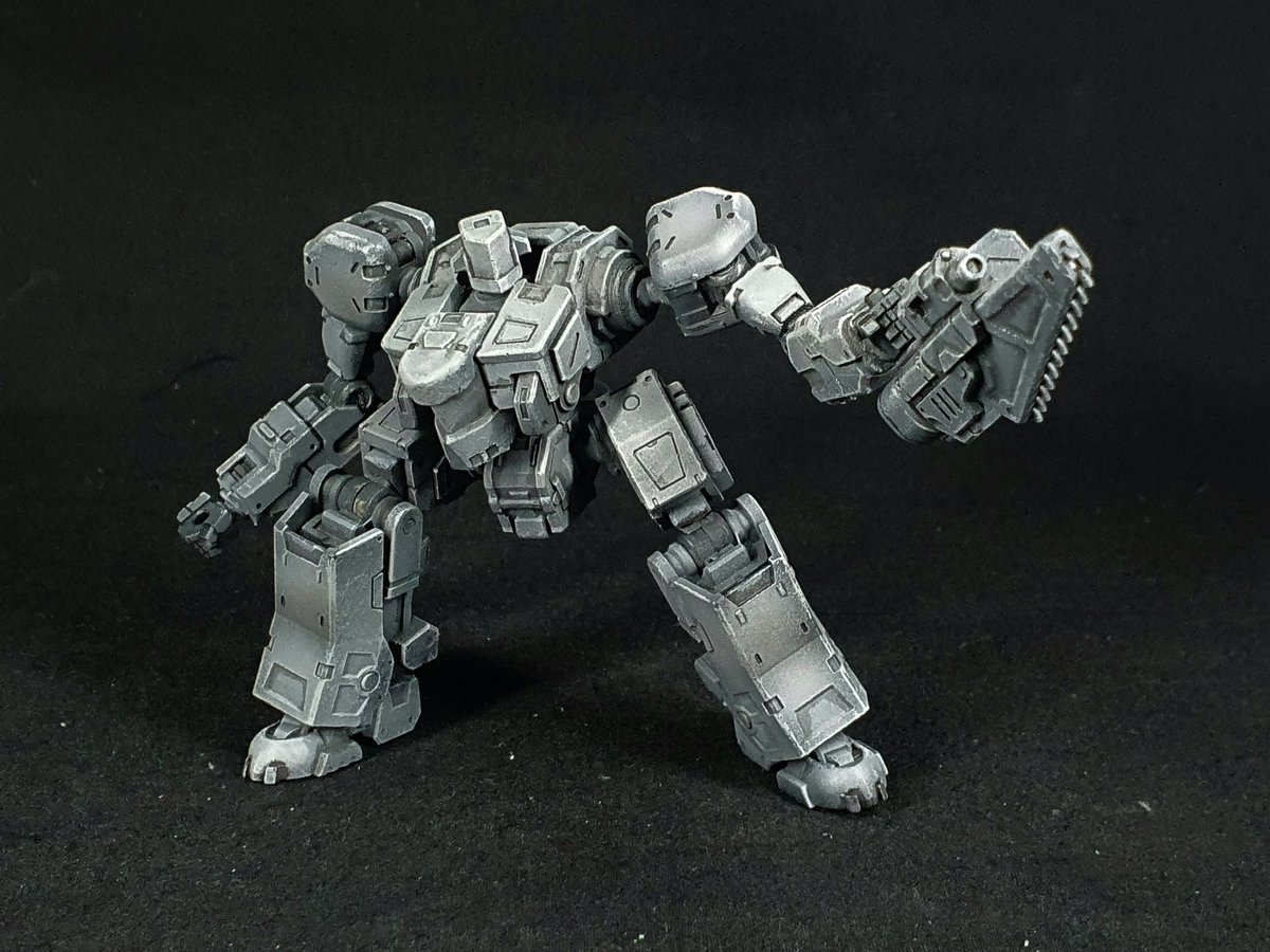 SeanSuchanya's tweet image. Tweaked and reprinted a few pieces for the Taurus model . Gave the test print a quick grey tone scheme. #minature #mech #mecha #robot #3Dprinting #3dprint #toyprototype