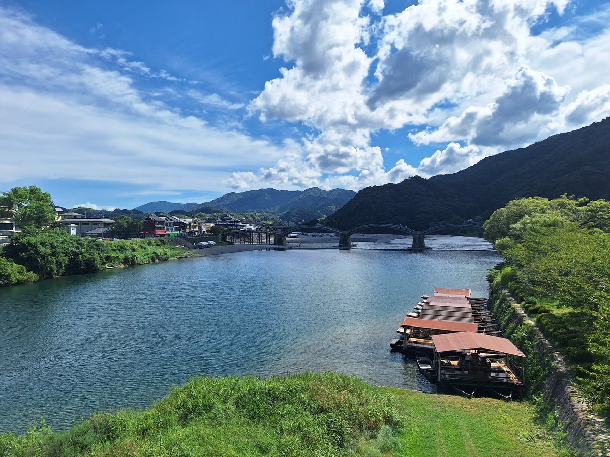deri_jazz's tweet photo. 錦帯橋に立ち寄ってみました。 https://t.co/eMhfpBYwj7