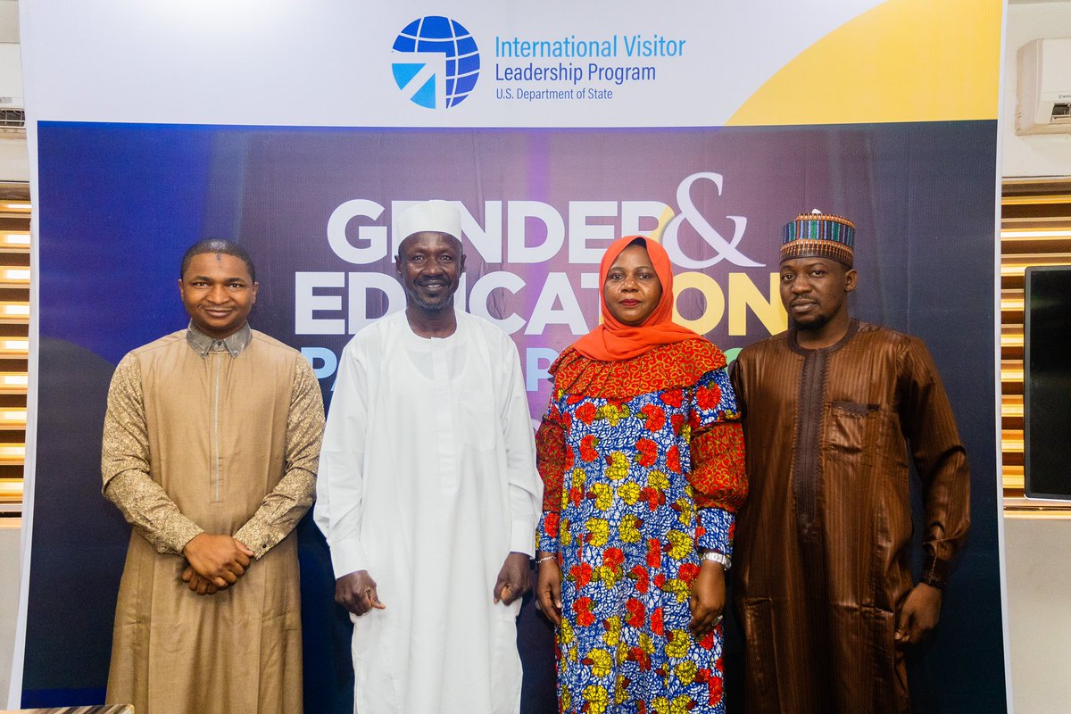 rahmatabdullahi's tweet photo. It was a great privilege to intimate the former EFCC Boss, Ibrahim Magu, on the objectives of the #GEPAP Initiative and the role of anti-corruption agencies in ensuring education funds are strictly utilized for their purpose.
Thank you @HamzyCODE for the opportunity & honour. https://t.co/4unFBMRmZU