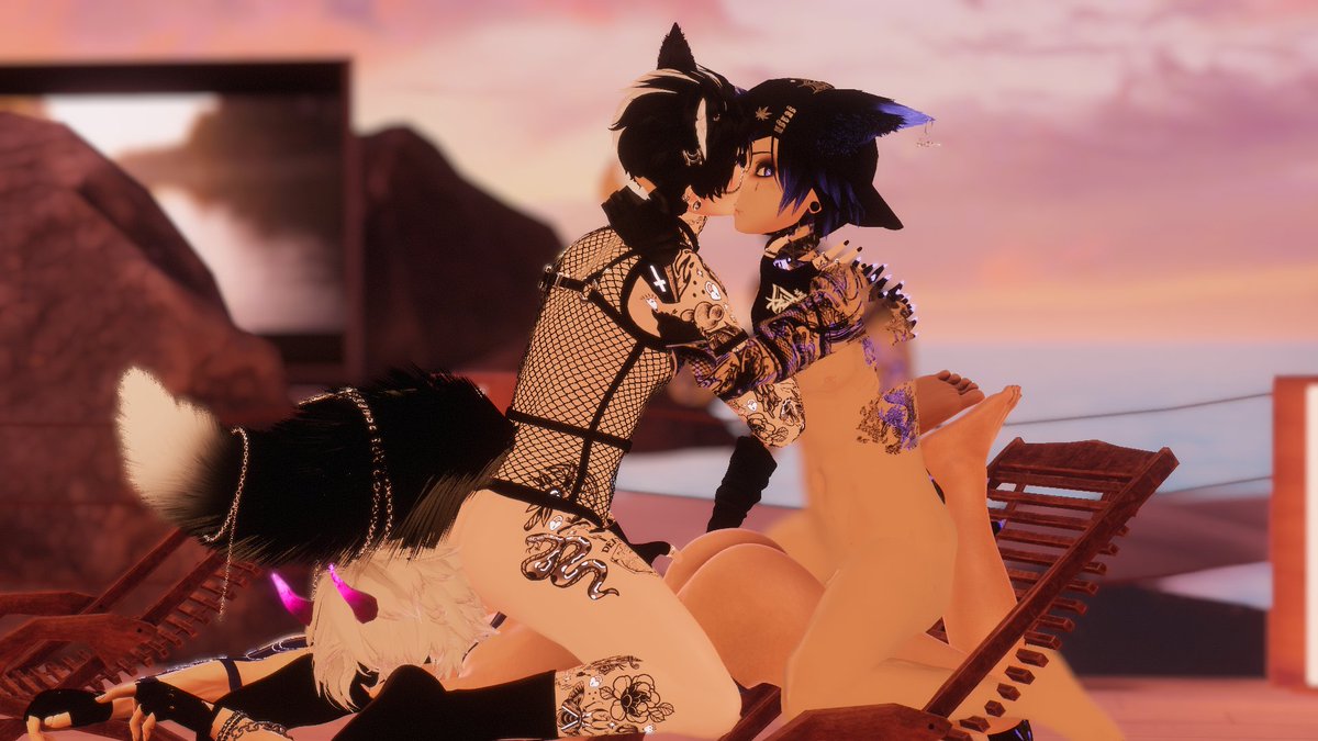 ADRandomStudios's tweet photo. These 2 ordered sex on the beach. #nsfwtw #gay #vrclewd #cvr #erp https://t.co/ltxfVkl1zo