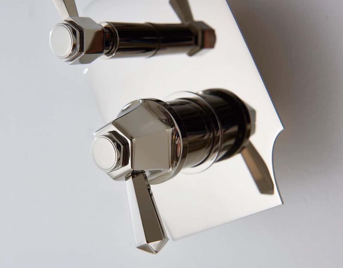 Aqualem_'s tweet photo. Classic PEI series in nickel finishing.
Good combination of elegance and classy.
https://t.co/DI7KtIvn6x
https://t.co/sZE4hQbLtT
#aqualem #luxuryshower #bathroomdesigns #showerhead #rosegold #faucet #handshower #taps #interiordesign #bathroomstyling #wellnesslifestyle #housestyle https://t.co/C3JCf4lTXg