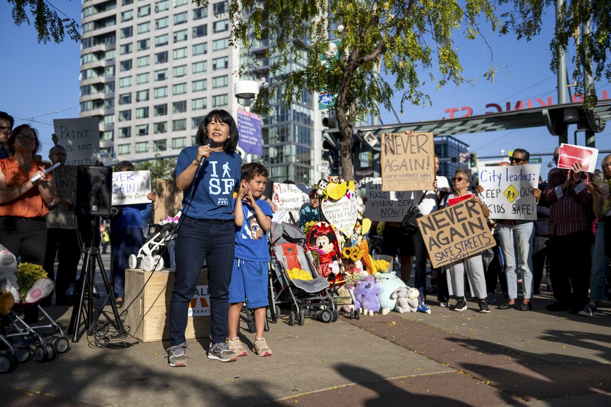 He's only six, but he's learning about the issues, how to make a case for change, and why it matters to speak up. On his fourth campaign now, he's given comment at the <a href="/SFMTA_Muni/">SFMTA</a>, handed out flyers, and shown up for public speaking. Proud of my son. <3
kqed.org/news/11958918/…