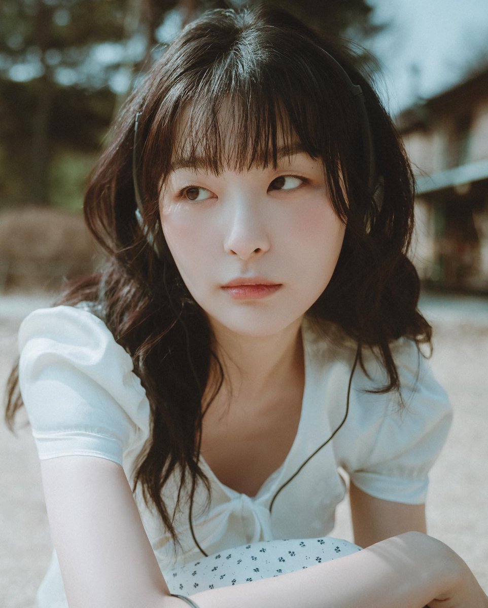 gomseulkong's tweet photo. 첫사랑의 얼굴... https://t.co/1K3dYbafIe