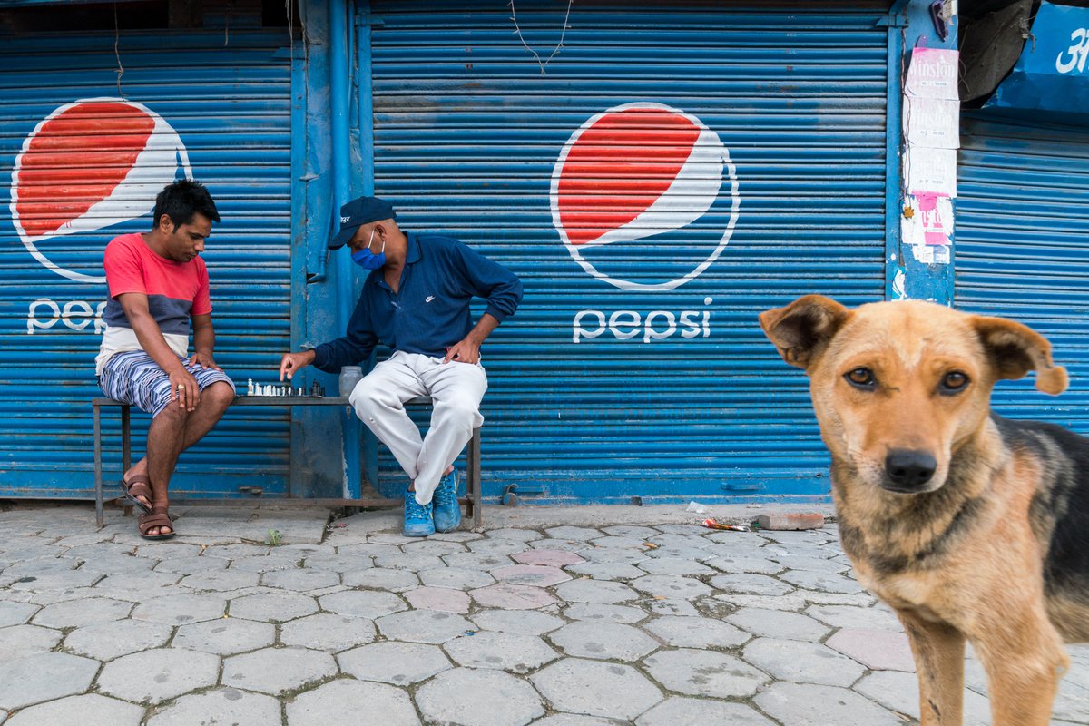 subir_thapa's tweet photo. Street Moment 2020 #Nepal #kathmandu #StreetPhoto #StreetPhotography https://t.co/GiuXDAekAY