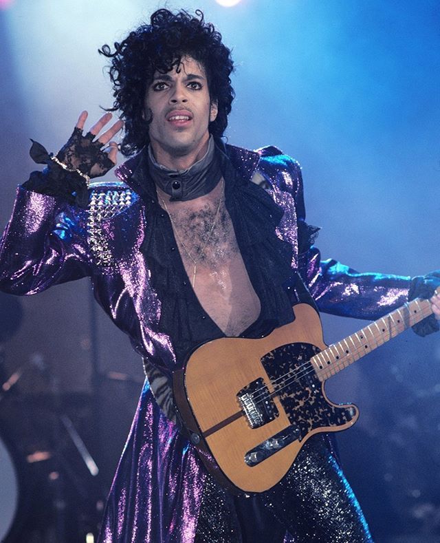 crockpics's tweet image. Prince. Photo by Ebet Roberts.
