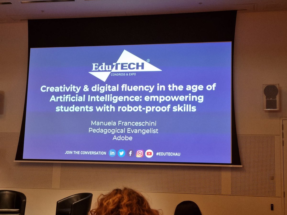 Manuela Franchesini showing great digital resilience in the face of recalcitrant technology #EduTech