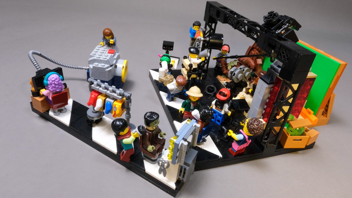 ProbablyAThing's tweet image. No way. Guess who's model just got selected to go on display at the LEGO House in Denmark! This is such a big honor @LEGOIdeas! Please go vote for it now in the fan vote if you get the chance! #LegoIdeas 
ideas.lego.com/challenges/e84…