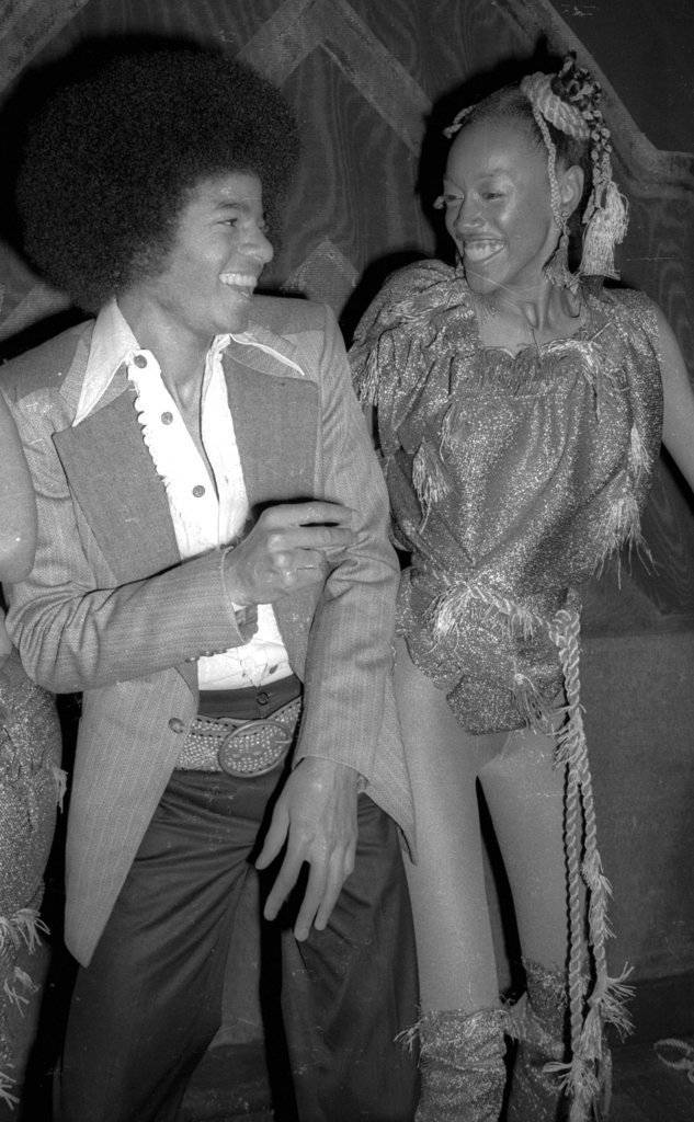 michael's smile :) (@jacksonssmiie) on Twitter photo 