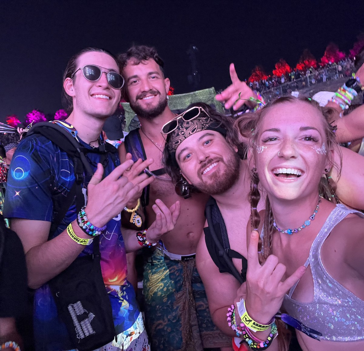 valo_tone's tweet photo. BASS CANYON you were fucking unbelievable 🔊 Hehe seeing the legendary @Excision B2B @Subtronics is my ultimate raver flex not sorry lol https://t.co/qMg2IuQFvg