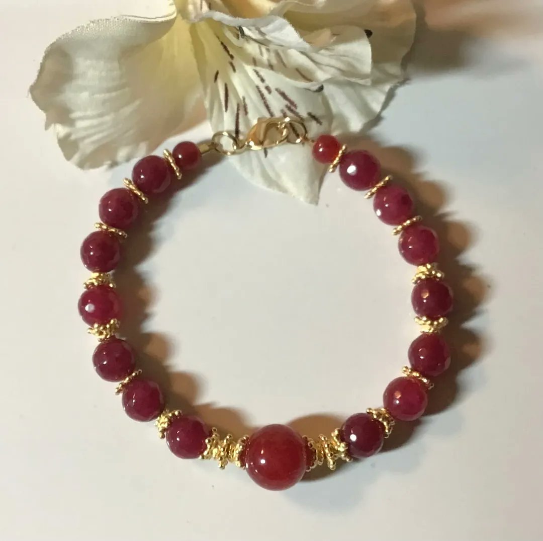 ExoticTreasure1's tweet photo. https://t.co/E0Z32zyeaC @MagdaleneJewels #EJWTT #RedChineseJadeBracelet #22KBeadcaps https://t.co/f2NOhCI8pw