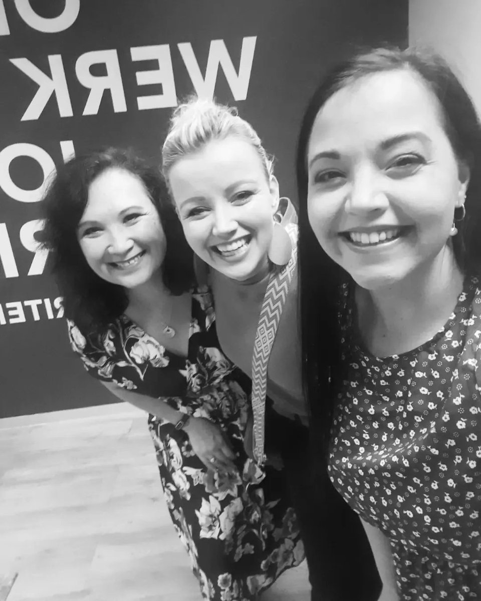 Solidariteit se Kommunikasie-en Bemarkingsnetwerk het vanaand 'n interaktiewe netwerk geleentheid aangebied en ons touwys gemaak oor hoe ons aan ons persoonlike handelsmerk kan bou. Insiggewend! Dankie!