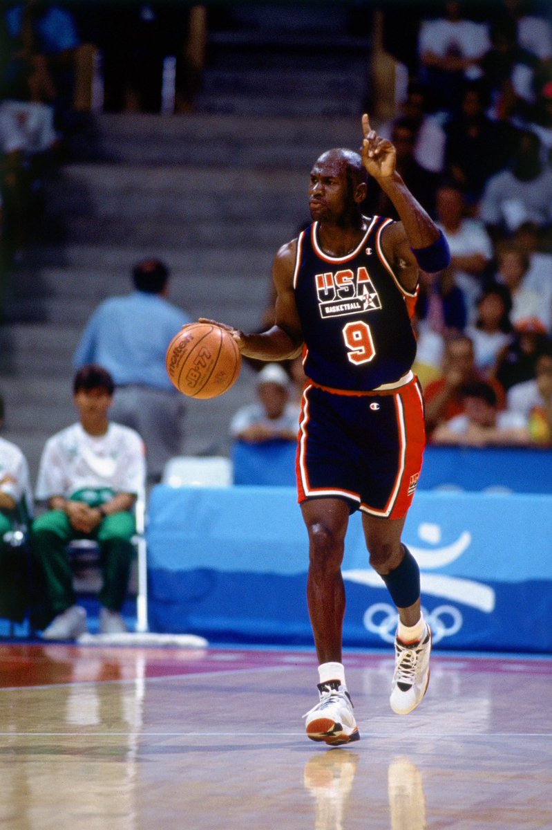 coasterfan325's tweet photo. @atmos_usa My favorite Olympic sneaker would be the Olympic Jordan 7s! Such a classic with a refined twist and colorblocking being able to wear on a casual day!

Size 6

#atmoscollectorsclub https://t.co/mlYrtFx5UE