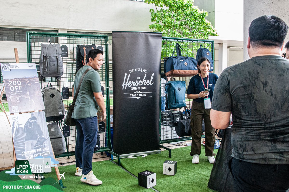 DLSU_LAMB's tweet photo. Functional and aesthetic, definitely a Lasallian staple! π€·π»ββοΈ
From your big laptops to the smallest stationeries, Herschel has the bag for you π«΅π»π€― Don't forget to visit and snap shots in their booth at Henry Grounds!
#LPEP2k23
#AnimoFlight https://t.co/YCrF5CvQmm