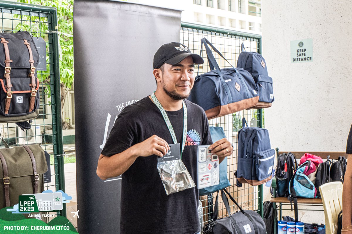 DLSU_LAMB's tweet photo. Functional and aesthetic, definitely a Lasallian staple! π€·π»ββοΈ
From your big laptops to the smallest stationeries, Herschel has the bag for you π«΅π»π€― Don't forget to visit and snap shots in their booth at Henry Grounds!
#LPEP2k23
#AnimoFlight https://t.co/YCrF5CvQmm