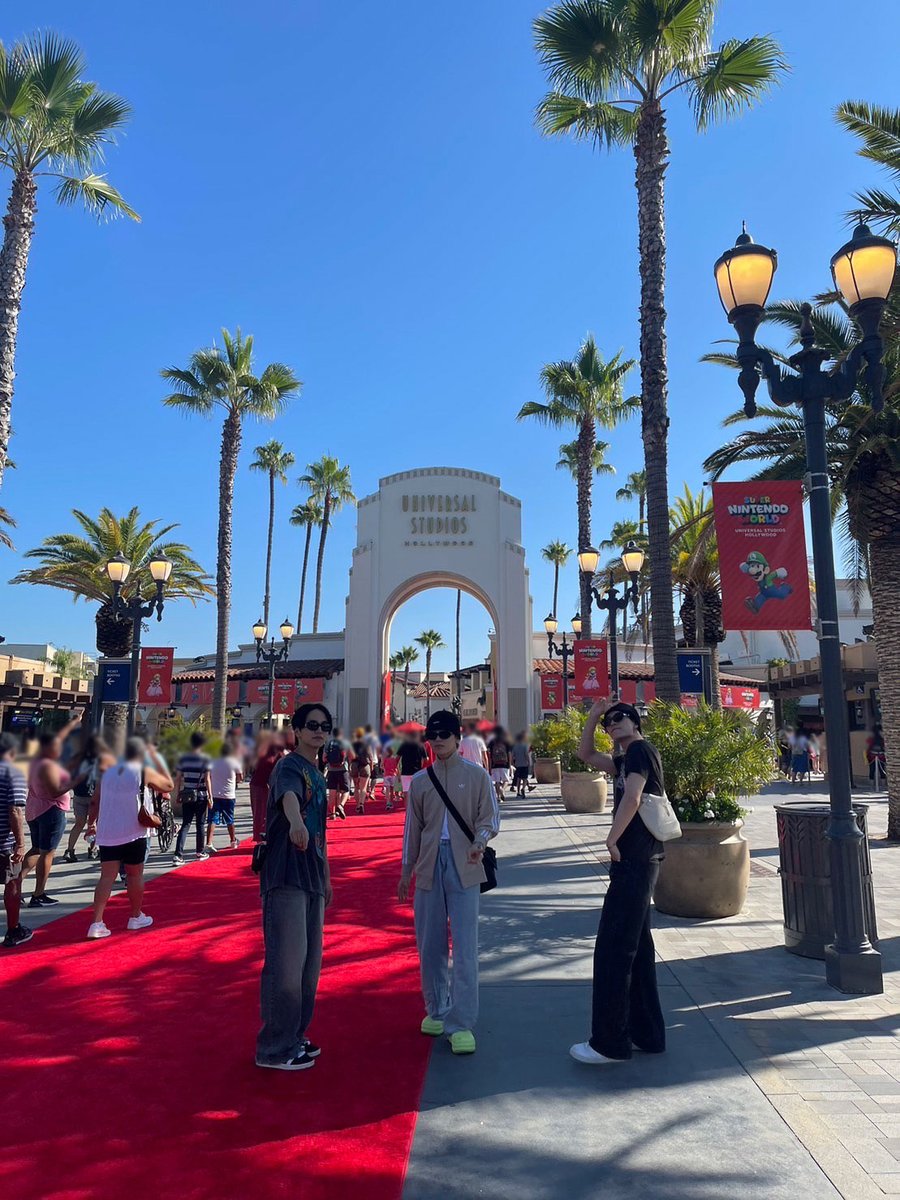 [#金城碧海]
じゃむぅ〜3人でUSH行ってきたよ！

プラメでもっと写真送るね！！

#JO1 #KINJOSUKAI