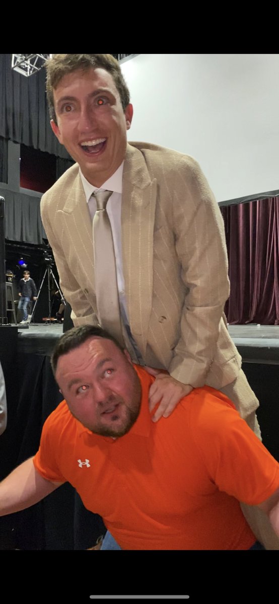 PiggybackBuggy's tweet photo. The #BarstoolAwards were legit… @calebpressley @Glenny_balls  @TomScibelli @barstoolsports @VivaLaStool https://t.co/zdMuiNLSue