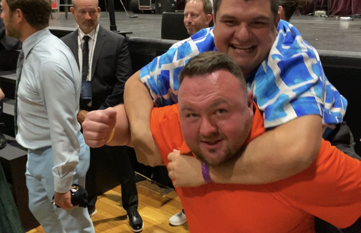 PiggybackBuggy's tweet photo. The #BarstoolAwards were legit… @calebpressley @Glenny_balls  @TomScibelli @barstoolsports @VivaLaStool https://t.co/zdMuiNLSue