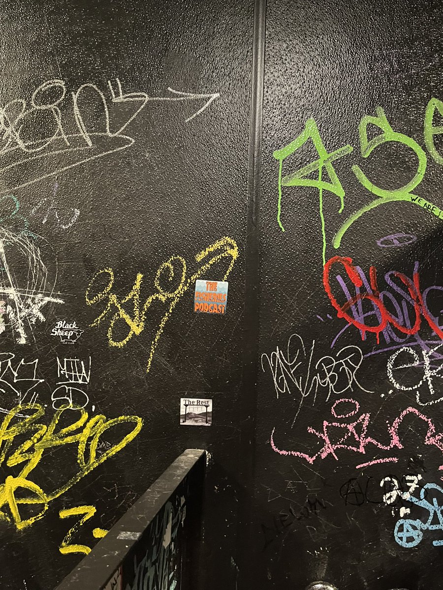 muehlerfish's tweet photo. @FisheriesPod seeing you everywhere in Grand Rapids! #afs153 #pyramidscheme https://t.co/ptnJEFM8UD