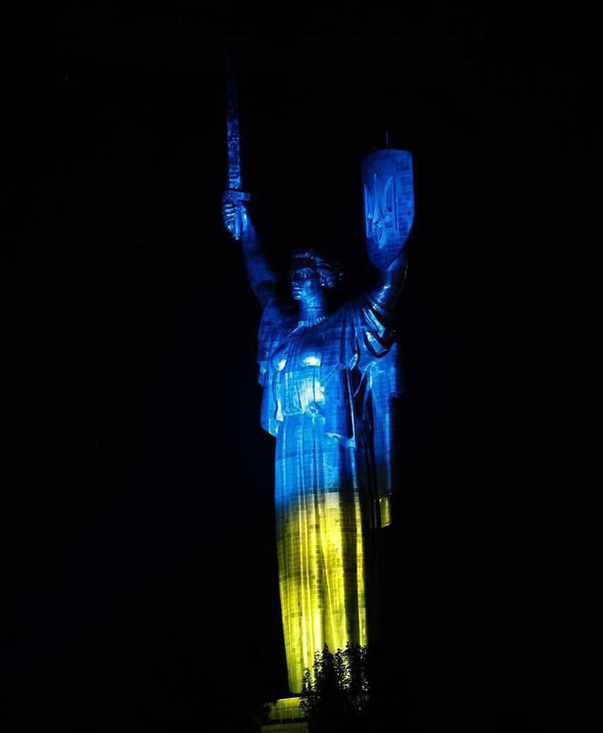NOELreports's tweet photo. Today, Ukraine celebrates Independence Day 🇺🇦💪

For Ukraine, Independence sounds louder than all words. It was formed, and grew stronger under the free Ukrainian sky. And so will it be in the future.

Free.

Happy Independence Day. https://t.co/1Jd8NJvNDq