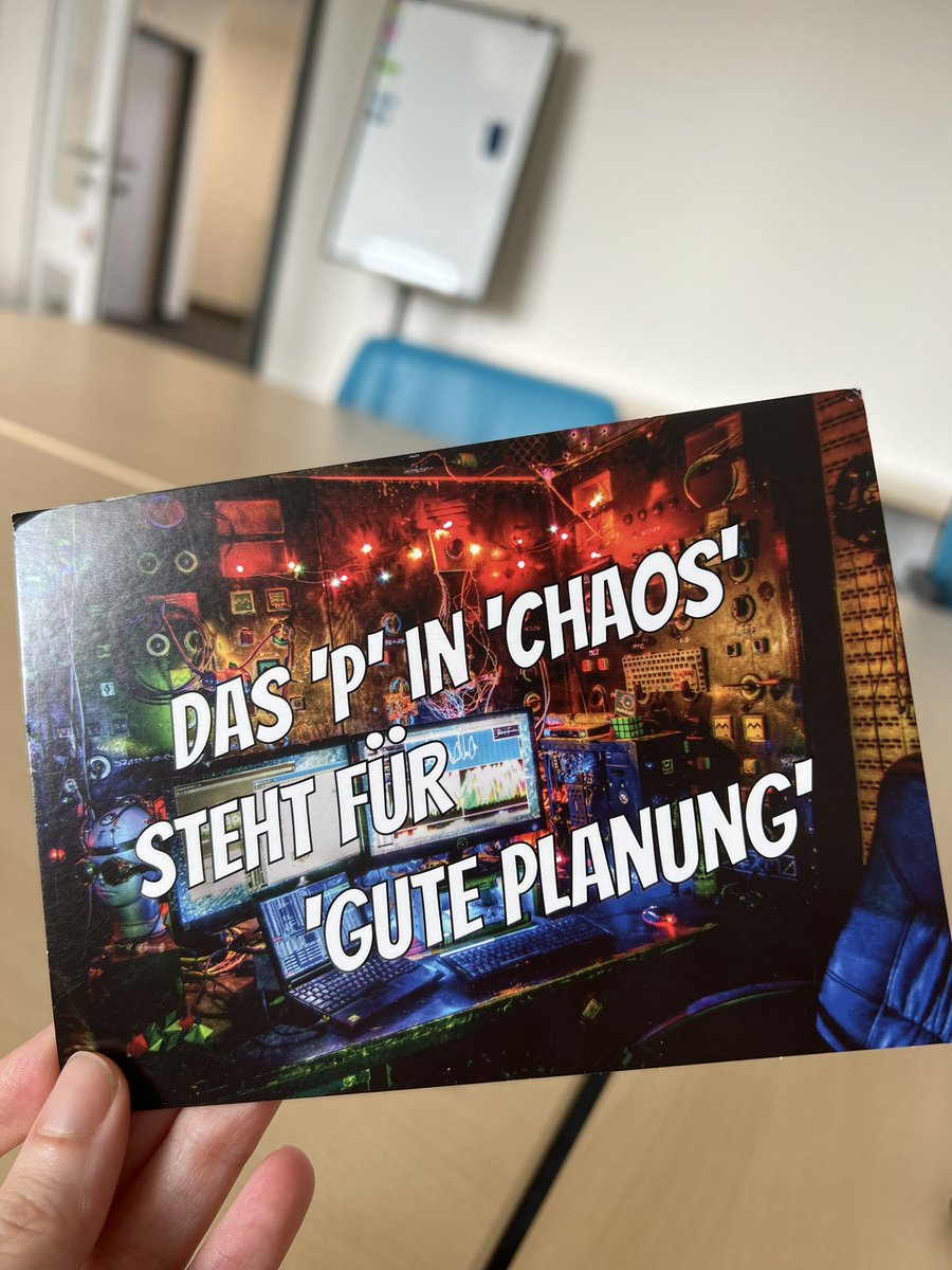 Maria_Meister's tweet photo. Die Post von Chaos Communication Camp ist angekommen, ich habe mich riesig gefreut , danke ☺️! P.S. Termin ist natürlich auch vorgemerkt #postkartenSindToll https://t.co/8fM2PJOHdD