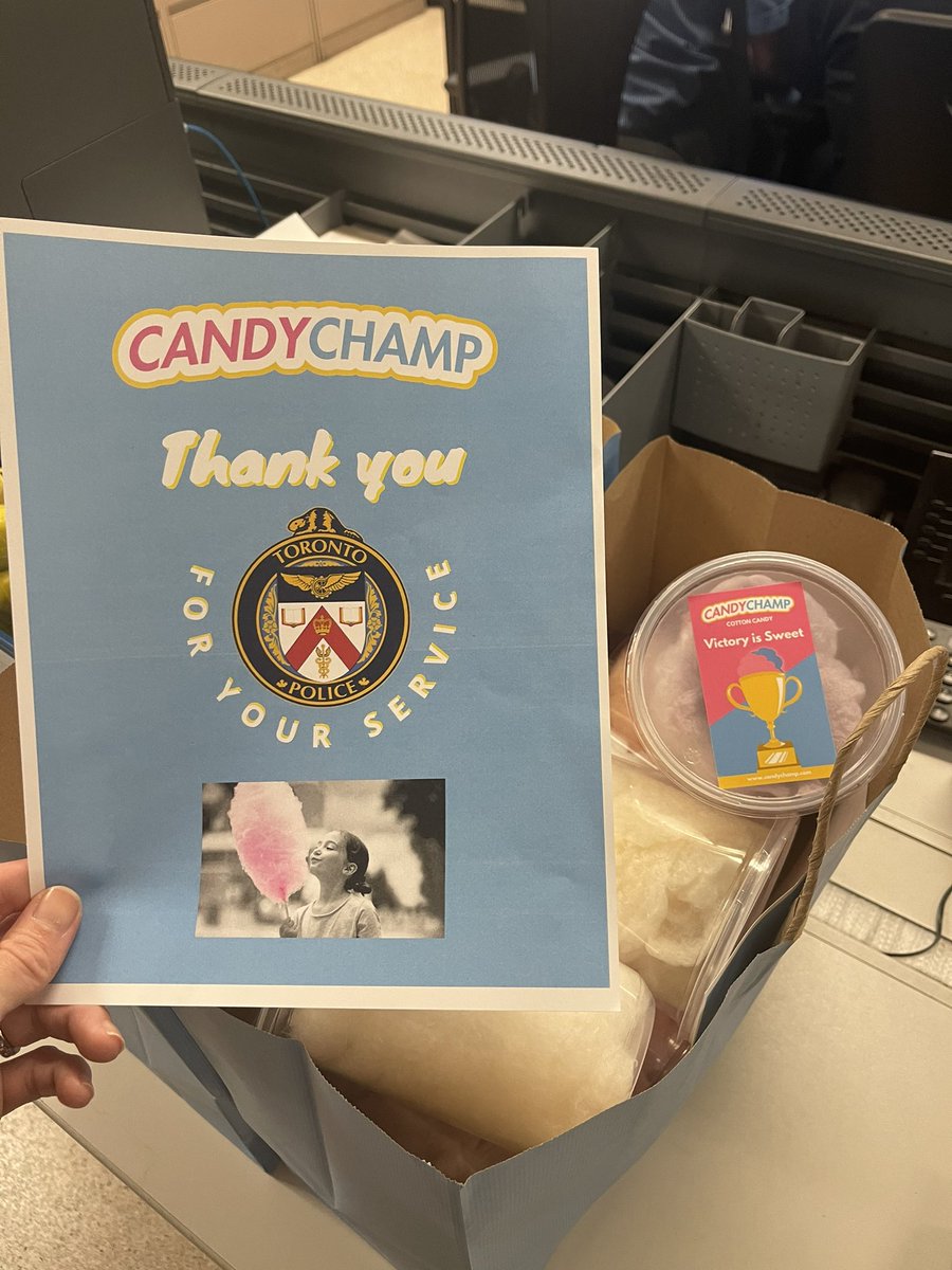 When it’s the 7th and final night of a busy set of midnights and a kind citizen drops off a couple bags of cotton candy for the officers, you can see their inner child come right out 😊 TY! #candychamp  <a href="/TPS31Div/">31 Division</a> <a href="/TDotsRicky/">Ricardo Araujo</a> <a href="/TPSGregCole/">Greg Cole</a> <a href="/TPACampbell/">Clayton Campbell</a>