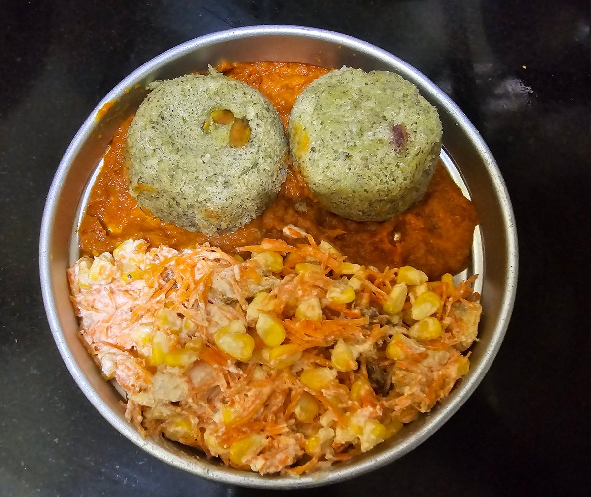 SneRaghu's tweet image. Green gram idli with tomato chutney and some cold salad 😍

Love for food😊

#JoyOfCooking