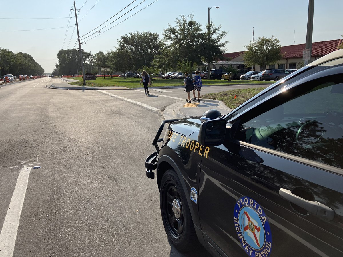 FHPJacksonville's tweet photo. Keeping things safe for our future leaders! Please slow down in school zones and watch for pedestrians.  Drive Safely! 
#ChildSafetyFL #FHP https://t.co/wWdGmQuSMf
