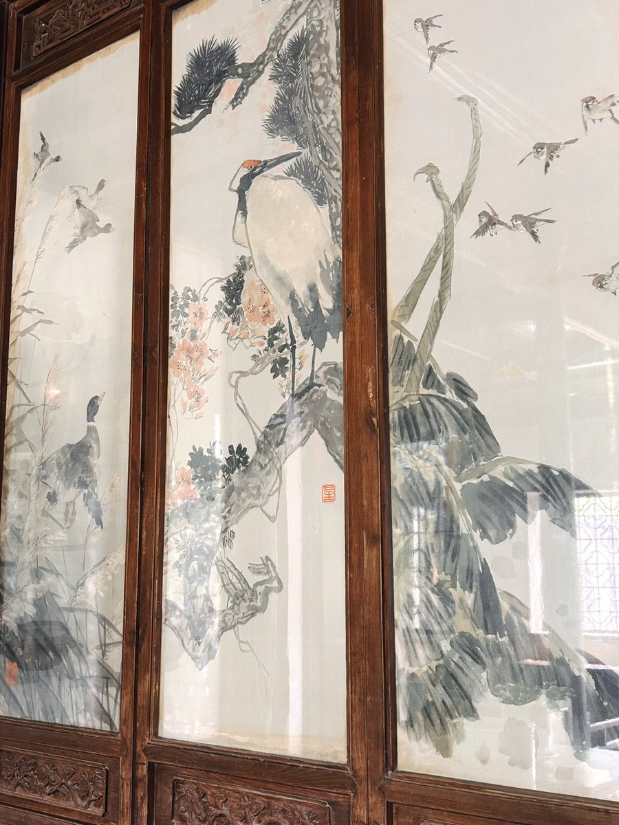 ESSEcy09's tweet photo. 等我有钱了，我也要在家里挂漂亮的五联的中堂画 https://t.co/VBfZNswKuz
