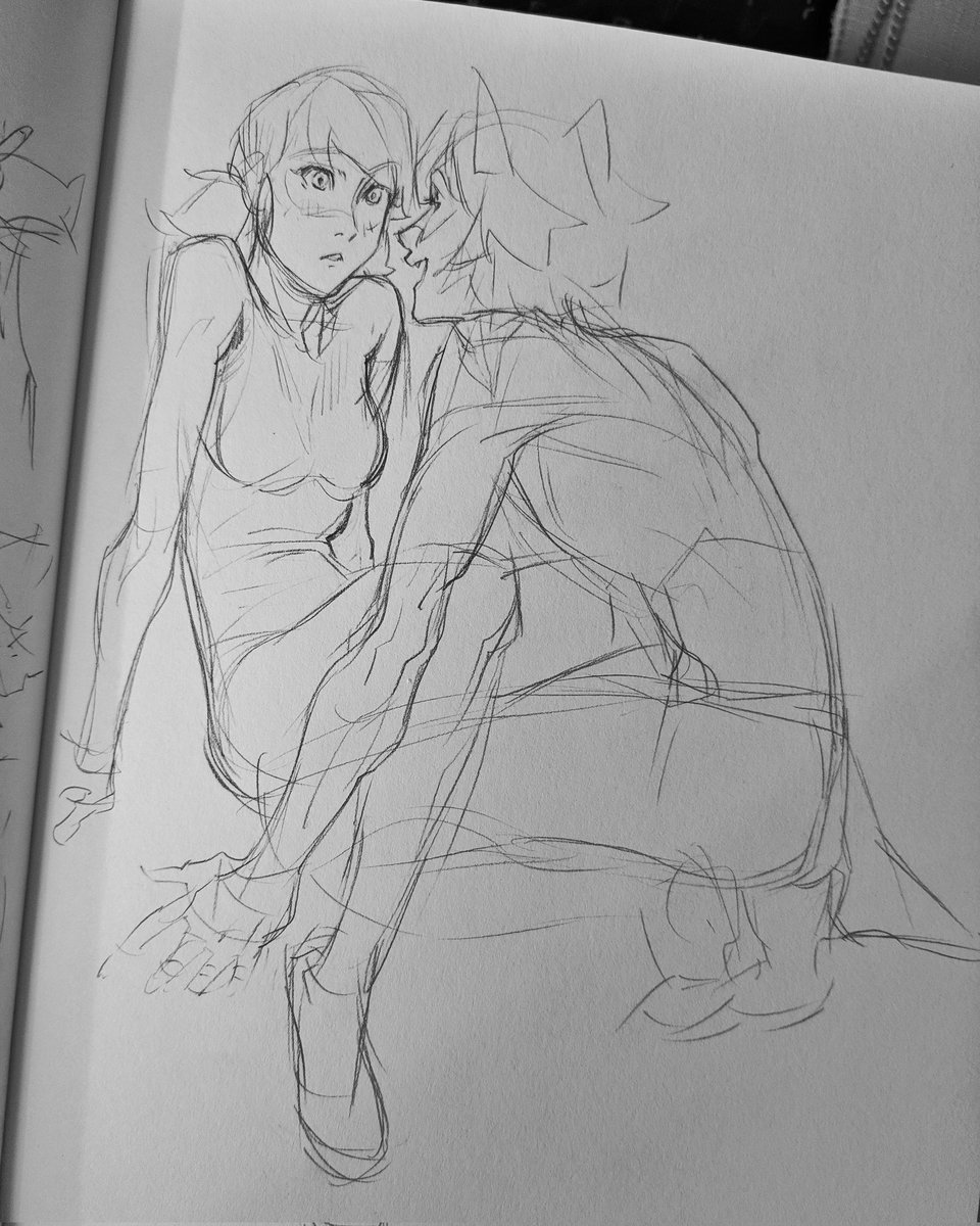 AsaderiChan's tweet image. I've been hooked on Ladybug fanfiction for a while now, and I was inspired to draw from it.
The desire to draw my own pictures that I see when I read them made me pick up a pencil.
But I can't draw Marinette the way I see her😔
Smoll random sketch i made in my sketchbook ↓