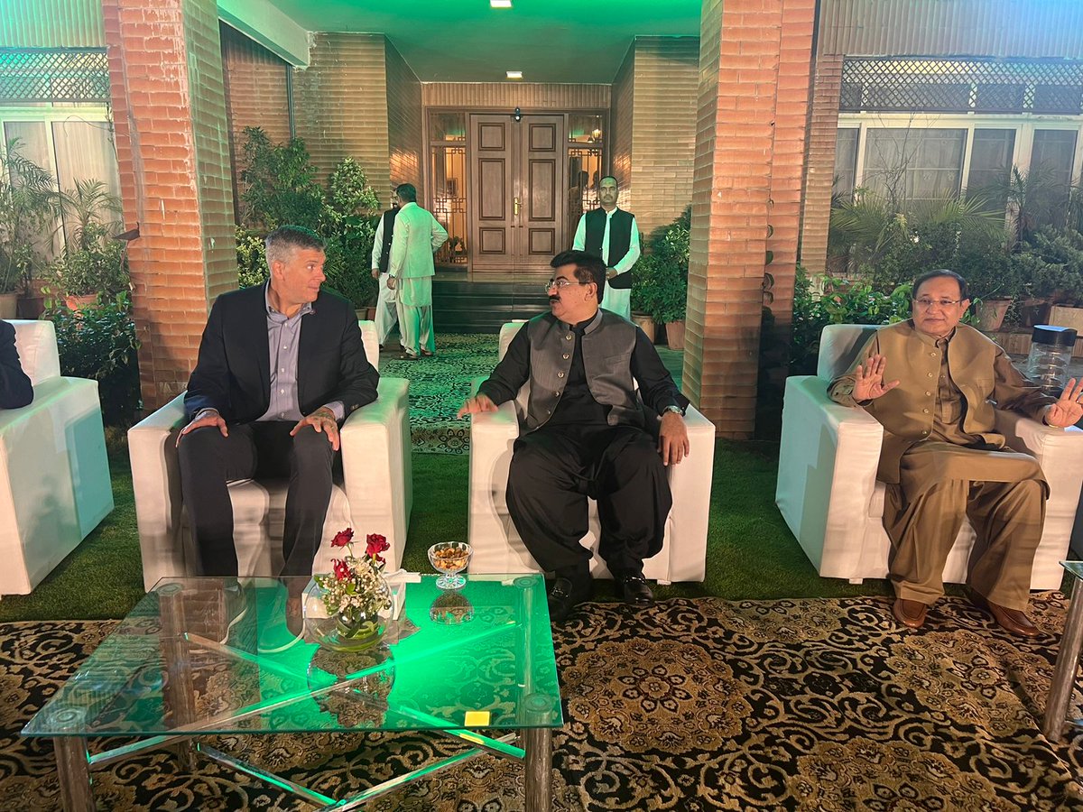 SenatorDilawar's tweet photo. Senator Haji Dilawar Khan welcoming a delegation from the United States including; US congressman Darin LaHood accompanied by US Ambassador in Pakistan, Donald Blome at the dinner in Senate House hosted by Chairman Senate of Pakistan Mir Sadiq Sanjerani. #Islamabad https://t.co/l56Ktvxijz