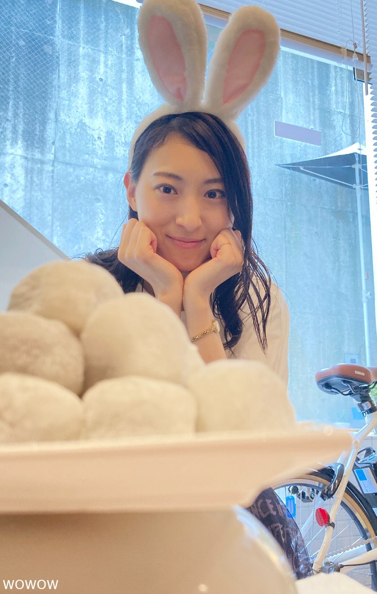 wowow_stage's tweet photo. 🌈宝塚こぼれ話 更新🌈

#珠城りょう さんのナレーション現場に密着🎙️
今回の写真のテーマはお月見🎑ということで、ウサ耳をつけてもらいました🐰❣

▼ブログをチェック
https://t.co/FKBnZMwT4x

宝塚プルミエール
月組「フリューゲル －君がくれた翼－」「万華鏡百景色」
📺8/27(日)午後3:00
#WOWOW https://t.co/clJDWku2w0