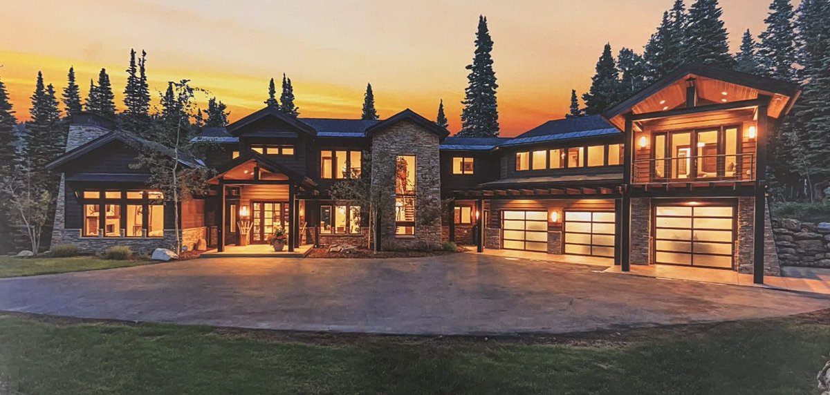 Calling all vacation enthusiasts and hospitality heroes! We need your help to take our vacation rental business to the next level and create unforgettable getaways for travelers from around the world!