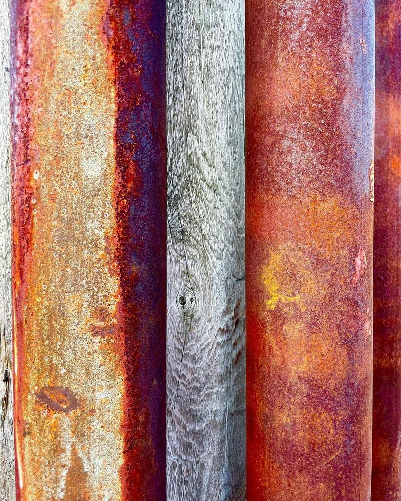 terribly's tweet image. Pole portrait. #urbanabstract #poleportrait instagr.am/p/CwTsK6wAv7J/