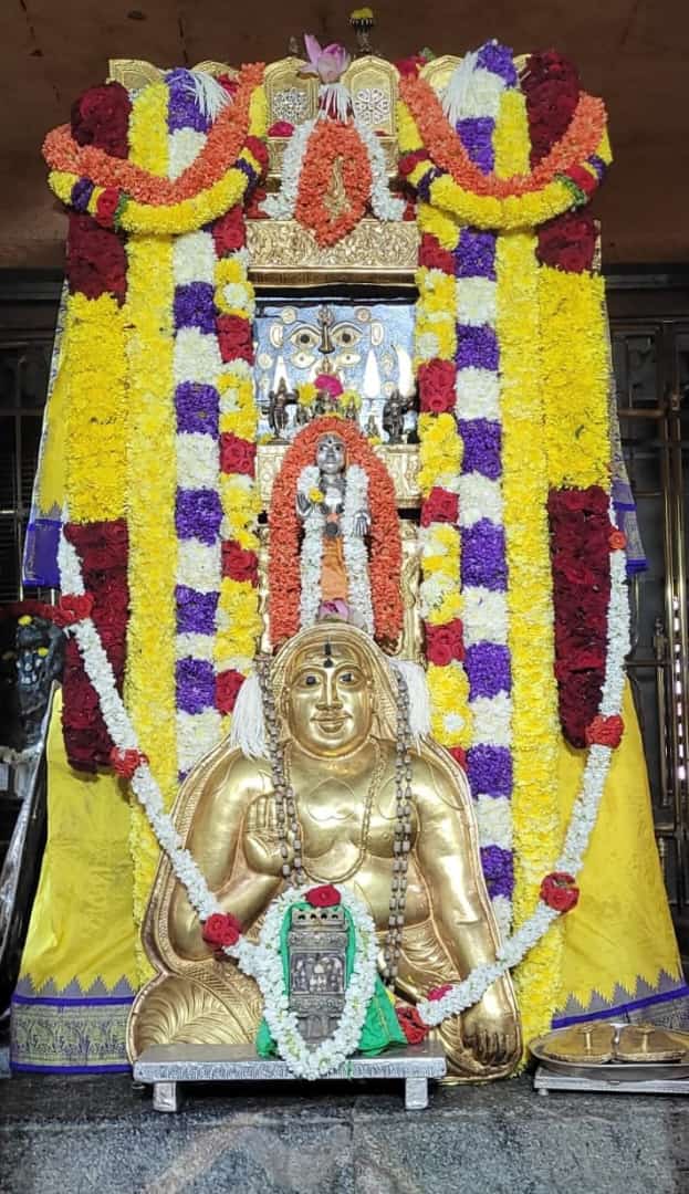 ಇಂದಿನ ರಾಯರ ಬೃಂದಾವನ ಅಲಂಕಾರ ದರ್ಶನ 🙏