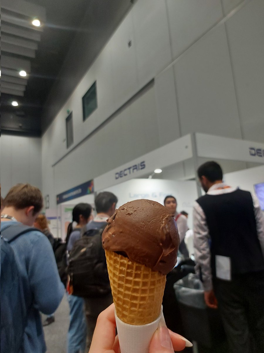 liiilket's tweet photo. Got some ice cream from @DECTRIS_News at @IUCr2023 😍 https://t.co/KjxIv9HpuZ