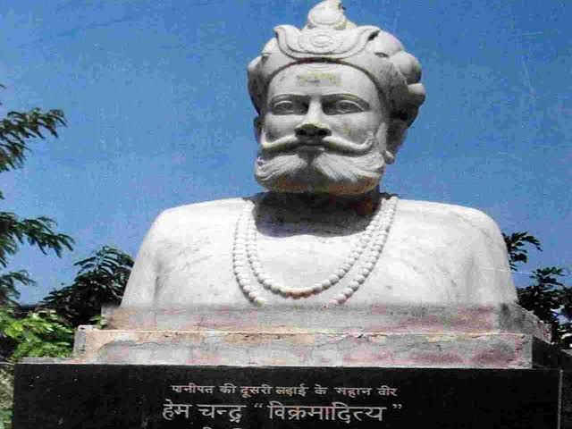 Anshul Agarwal । अंशुल अग्रवाल (@anshul_aagarwal) on Twitter photo भारत के आख़िरी हिंदू सम्राट #हेमचन्द्र #विक्रमादित्य #हेमू से प्रेरणा लेना समस्त भारतीयों का अधिकार है।मुख्यमंत्री <a href="/myogiadityanath/">Yogi Adityanath</a> जी से प्रार्थना कि एक आतिसामान्य #वैश्य परिवार से आने वाले इस पराक्रमी वीर सम्राट की स्मृति में एक भव्य समाधिस्थल की स्थापना उत्तर प्रदेश में करें। भारत के आख़िरी हिंदू सम्राट #हेमचन्द्र #विक्रमादित्य #हेमू से प्रेरणा लेना समस्त भारतीयों का अधिकार है।मुख्यमंत्री <a href="/myogiadityanath/">Yogi Adityanath</a> जी से प्रार्थना कि एक आतिसामान्य #वैश्य परिवार से आने वाले इस पराक्रमी वीर सम्राट की स्मृति में एक भव्य समाधिस्थल की स्थापना उत्तर प्रदेश में करें।