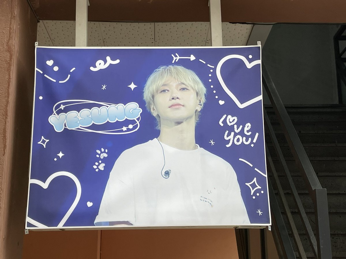 yesungyaesong04's tweet photo. #8월의_축복_예송송_생일_축하해  🎉🥳

생일카페 바이아스~
특전도 받았어요. 감사합니다~
💙🙏🏻 https://t.co/BSrqeYFv1s