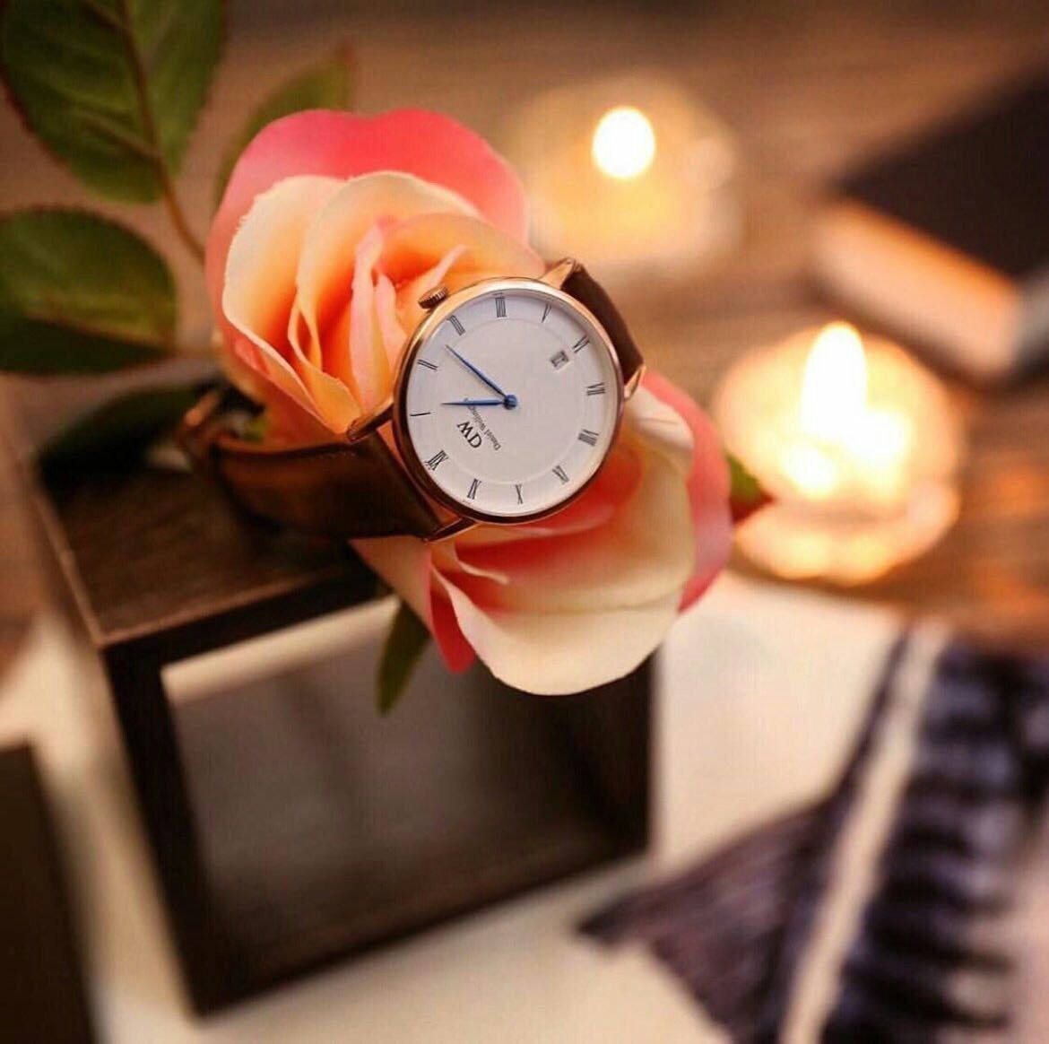 🌹العالم ملئ بالناس الرائعين الذين يحبون دون حدود ... ويعطون دون مقابل ويزرعون الامل في كل مكان ... فإن لم تجدهم كن أنت أحدهم.